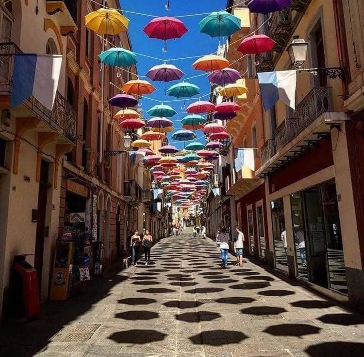Casa Vacanze Sa Cresiedda Iglesias Bagian luar foto